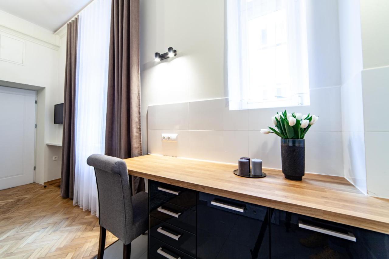 Milu Apartments Kurkowa Cracovia Esterno foto